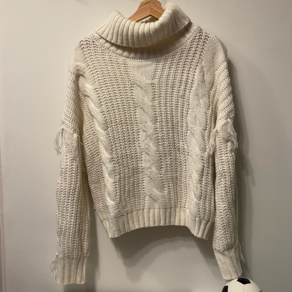 Cozy Cable Knit Turtleneck Sweater - Cream